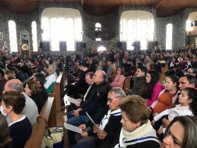 Missa dos Movimentos Marianos foi a 2Âª celebraÃ§Ã£o do dia no SantuÃ¡rio de Laranjeiras do Sul (12/10)